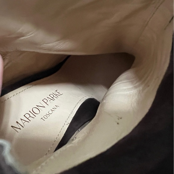 Elegant Brown Ankle Boots - Picture 14 of 16